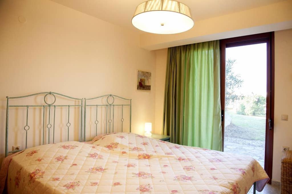 Oliviera Villa Lagomandra Luaran gambar
